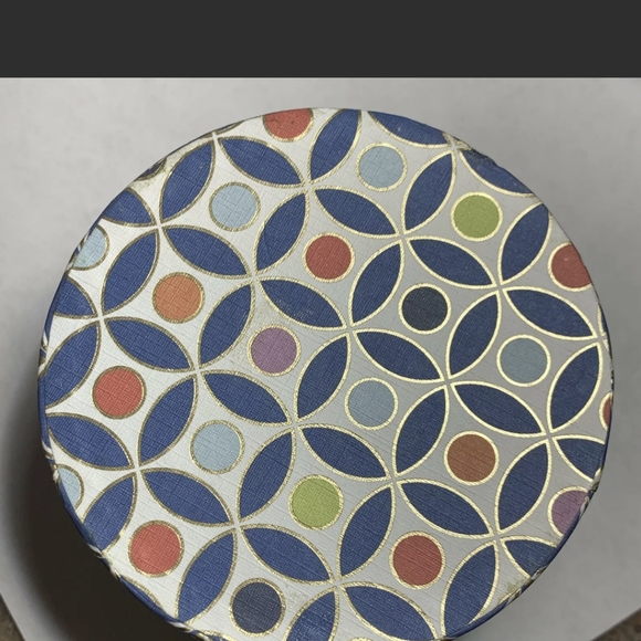 Isabella M Boston Necklace - Picture 9 of 11